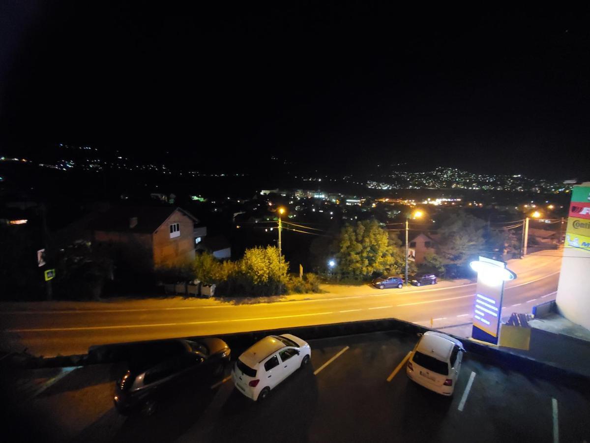 Sleep And Drive Appartement Sarajevo Buitenkant foto