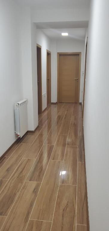 Sleep And Drive Appartement Sarajevo Buitenkant foto